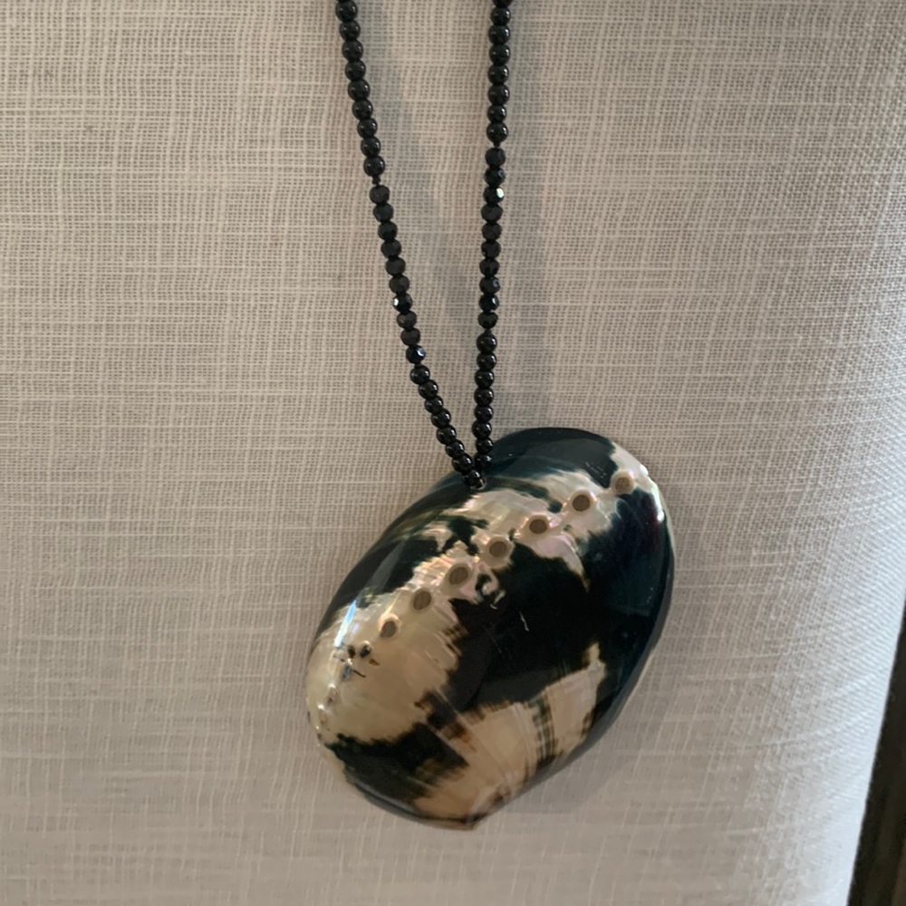 Black abalone shell 🐚 Necklace